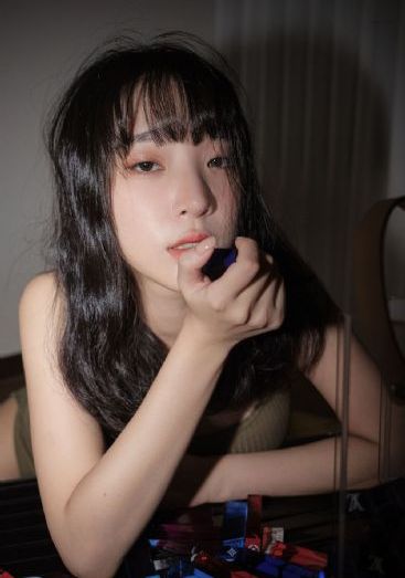 向日葵在夜晚绽放免费观看